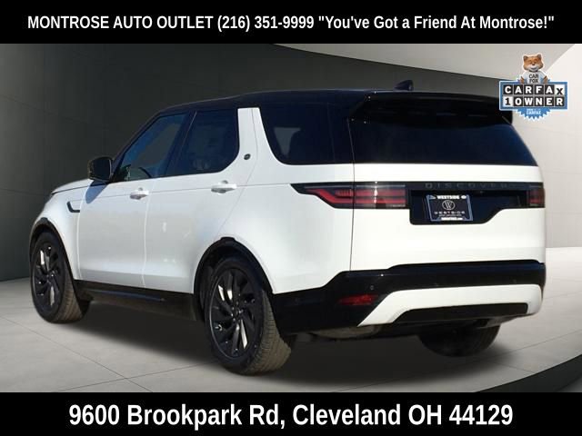 Used 2024 Land Rover Discovery Dynamic SE AWD/4WD image 5