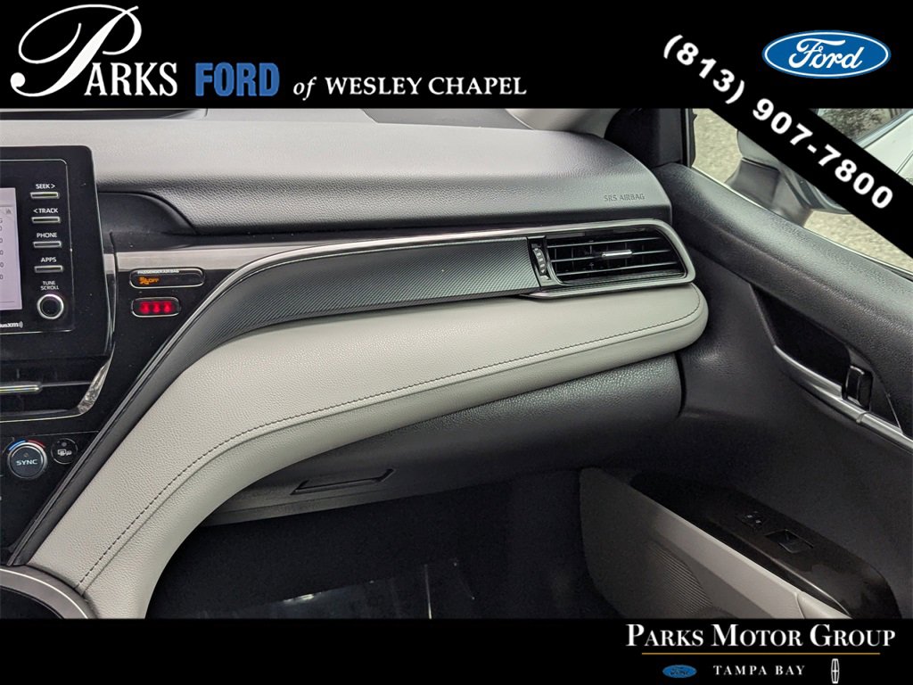 Used 2022 Toyota Camry SE image 14