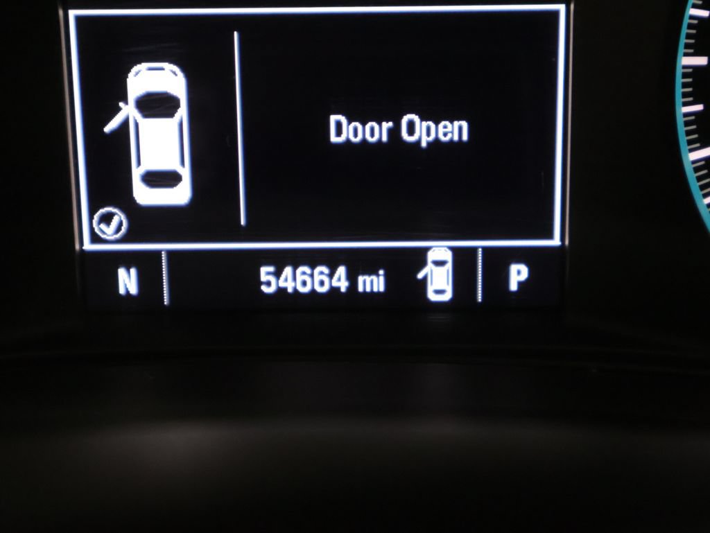 Used 2021 Chevrolet Malibu LS FWD image 35