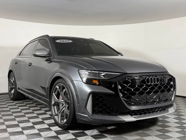 Used 2025 Audi RS Q8 performance AWD/4WD image 9