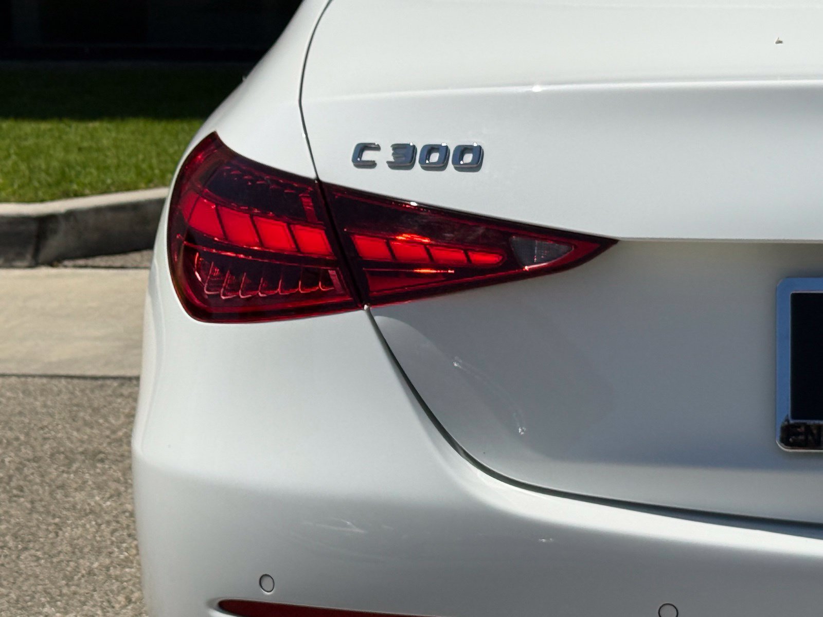Used 2024 Mercedes-Benz C 300 Sedan image 11