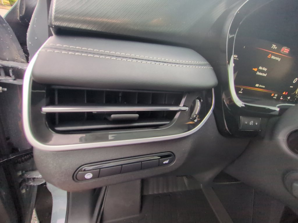 New 2027 INFINITI QX60 Sport w/ Dark Cargo Package AWD/4WD image 13