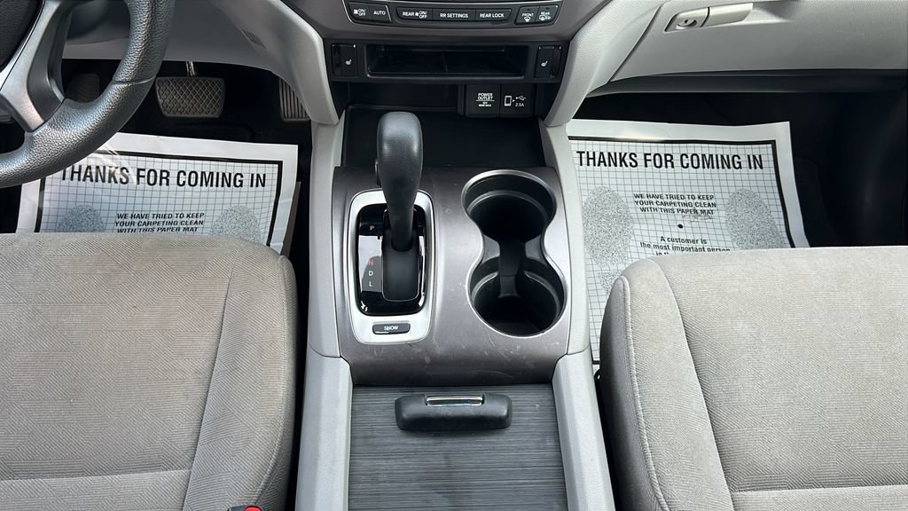 Used 2020 Honda Pilot EX image 15