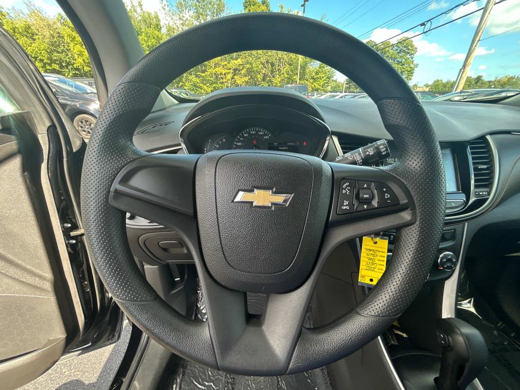 Used 2017 Chevrolet Trax LS image 21