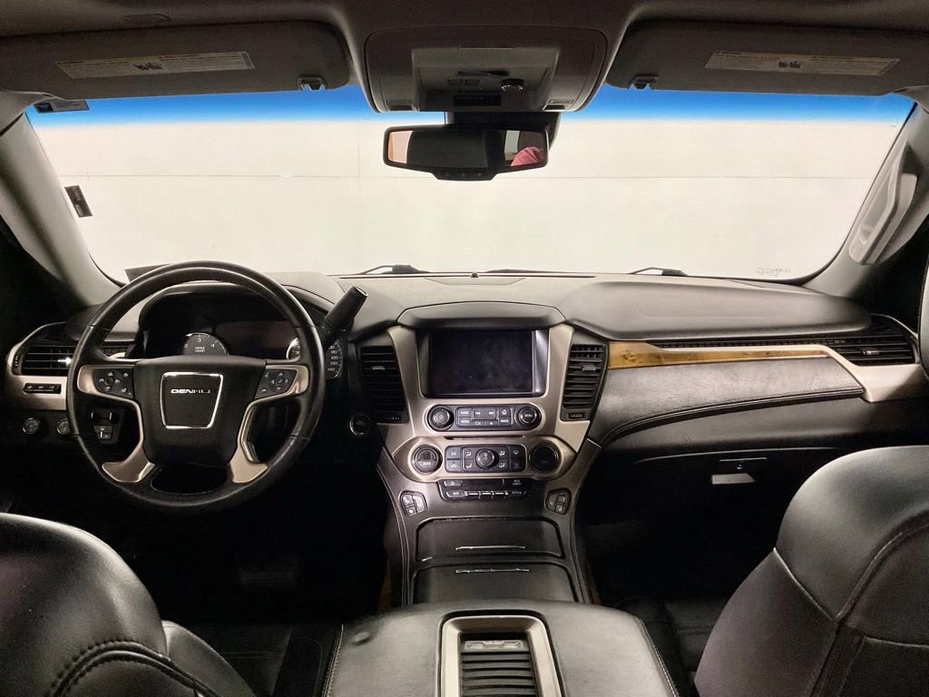 Used 2017 GMC Yukon Denali w/ Open Road Package image 25