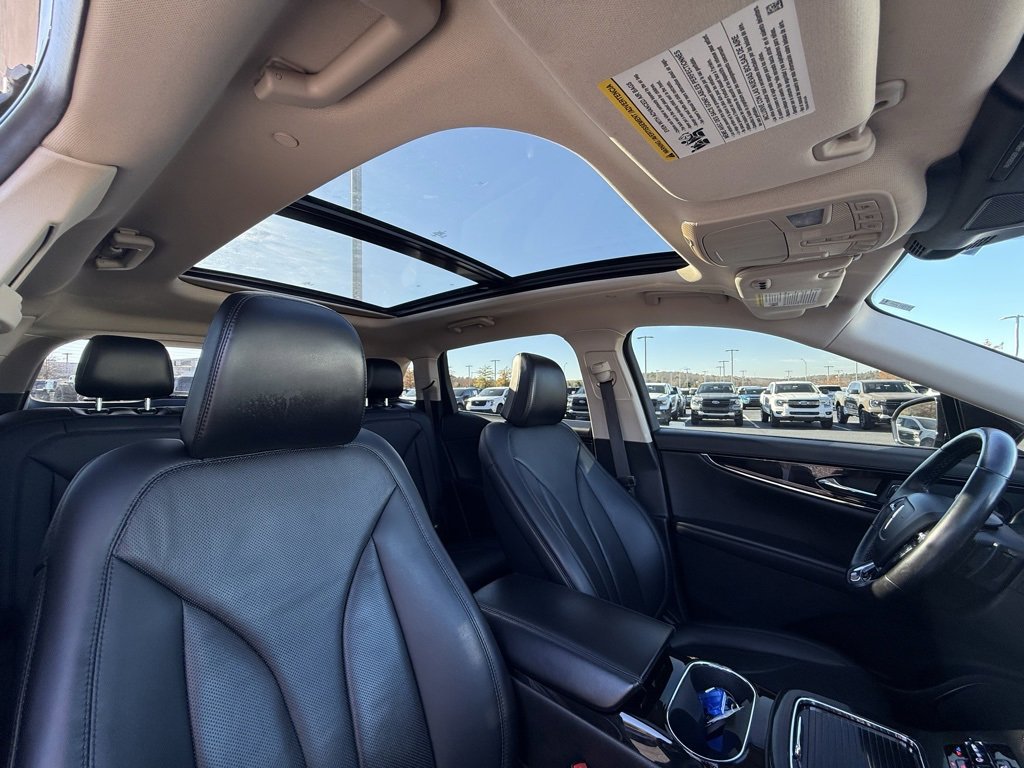 Used 2021 Lincoln Nautilus Reserve w/ Equipment Group 201A image 31