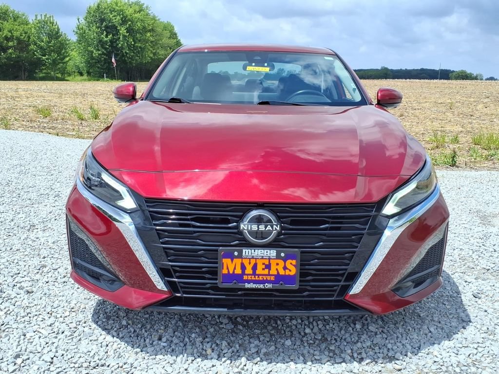 Used 2023 Nissan Altima 2.5 SL AWD/4WD image 13