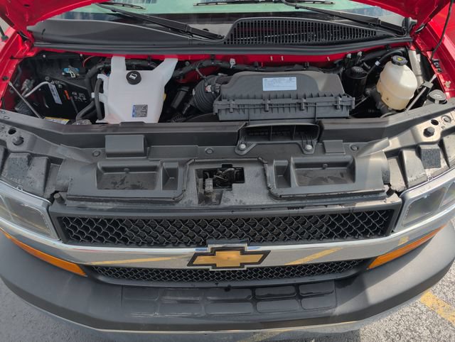 New 2026 Chevrolet Express 3500 w/ Power Convenience Package RWD image 15