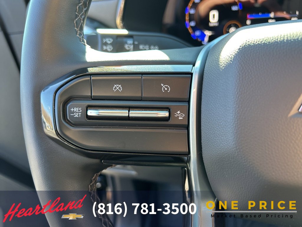 Used 2024 Chevrolet Colorado ZR2 w/ ZR2 Convenience Package III image 24