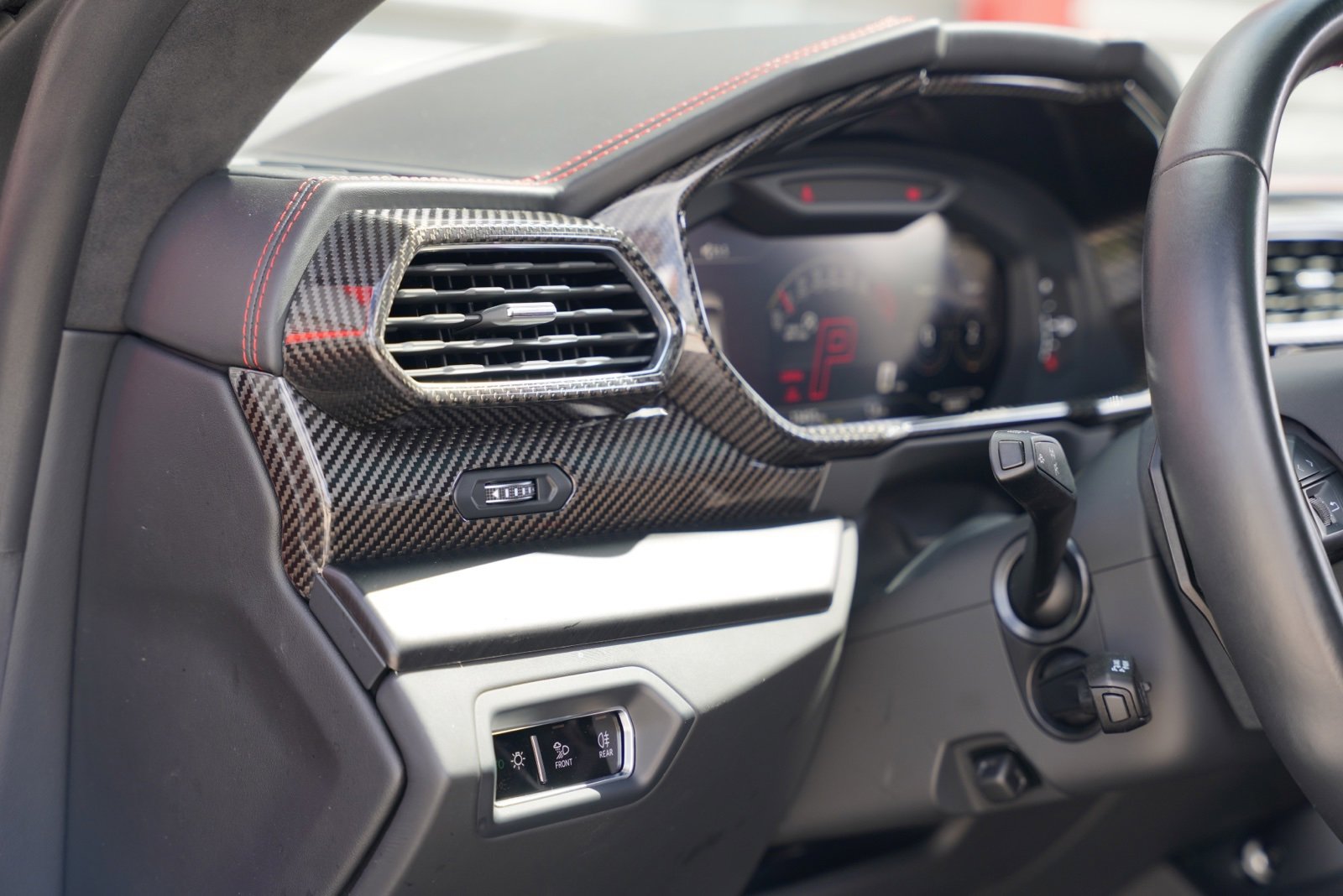 Used 2023 Lamborghini Urus S image 15