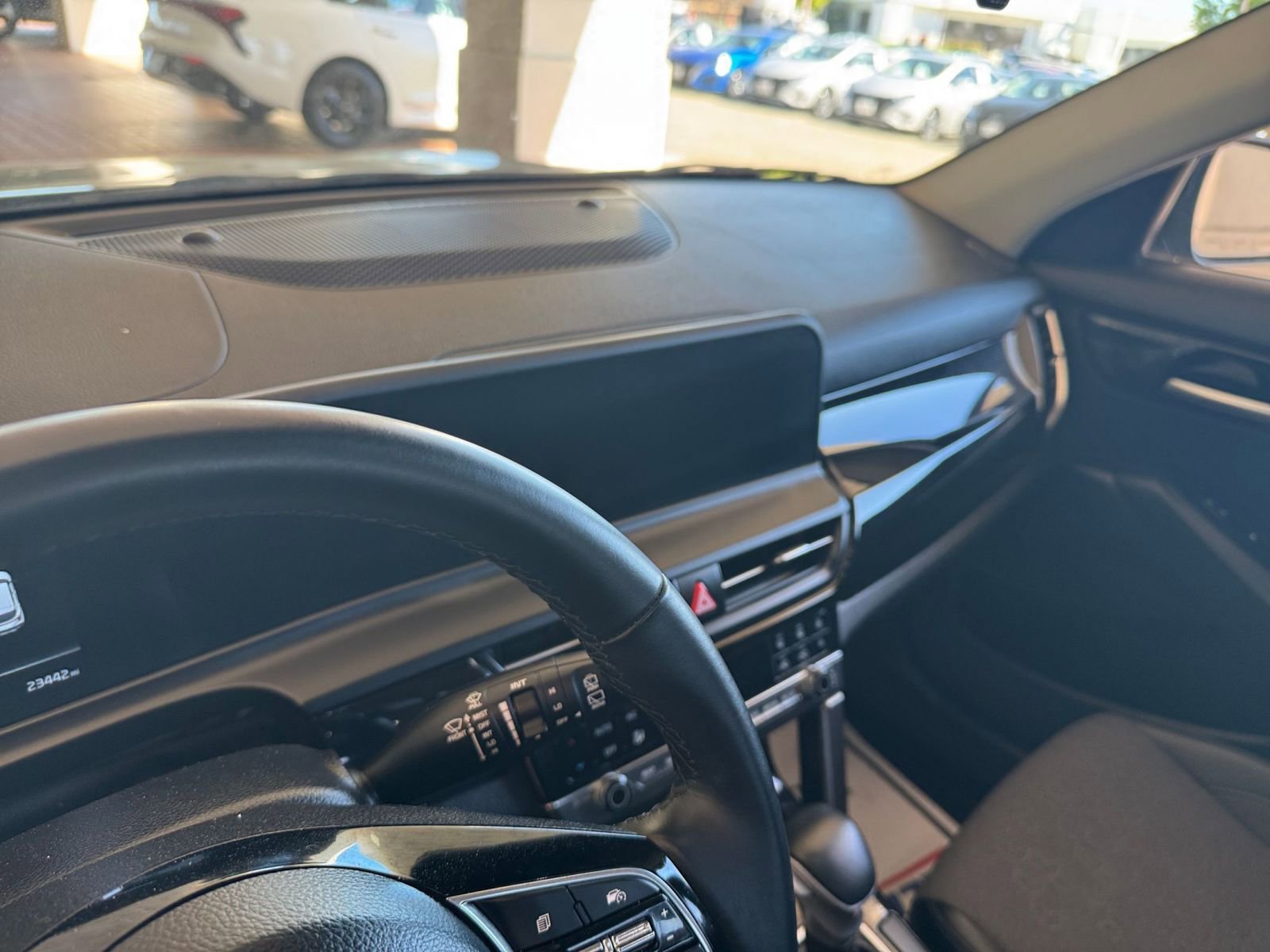 Used 2025 Kia Seltos S FWD image 36