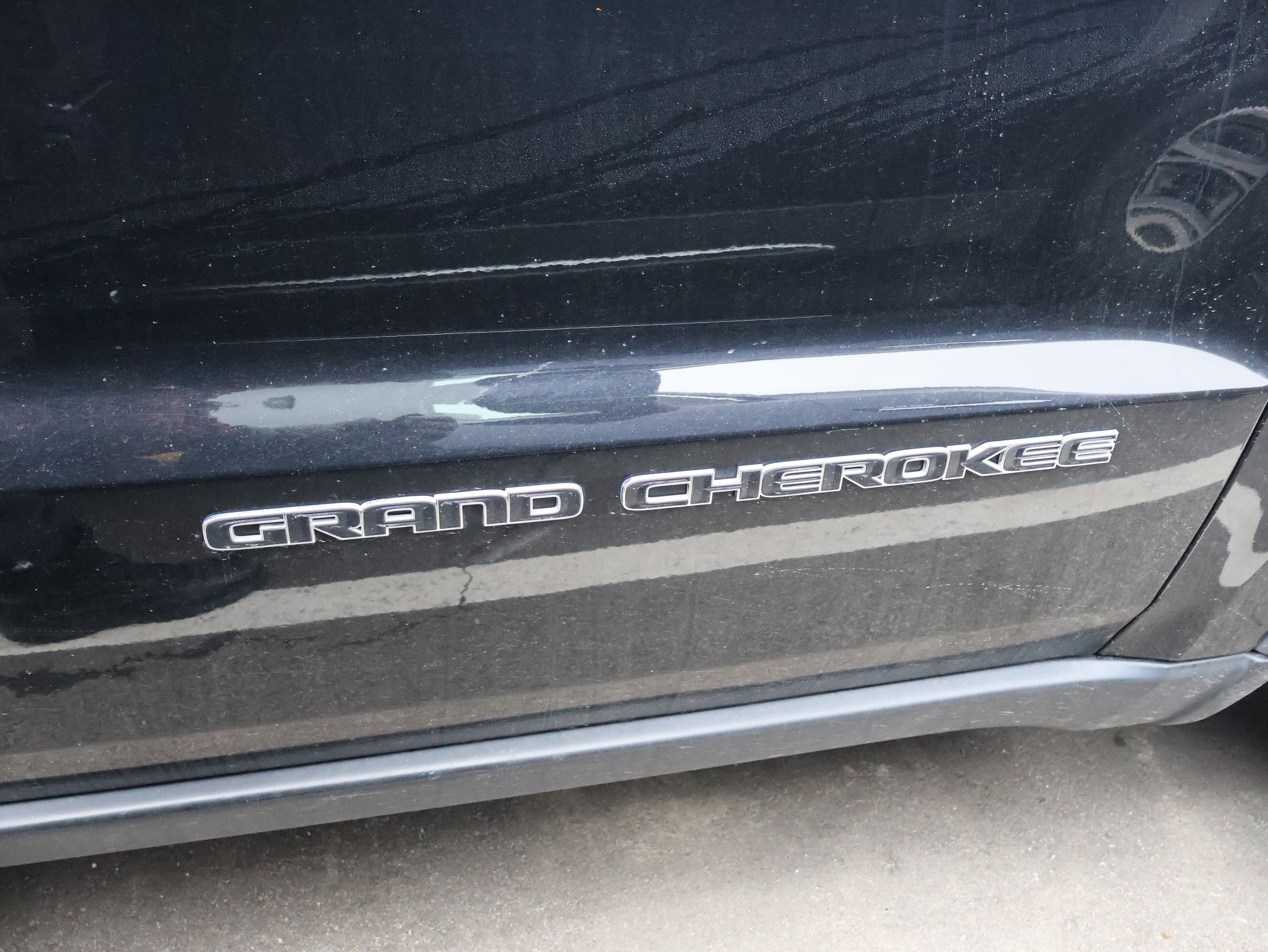 Used 2021 Jeep Grand Cherokee Limited w/ Luxury Group II image 7