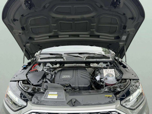 Certified 2023 Audi Q5 2.0T Premium Plus w/ Premium Plus Package AWD/4WD image 34