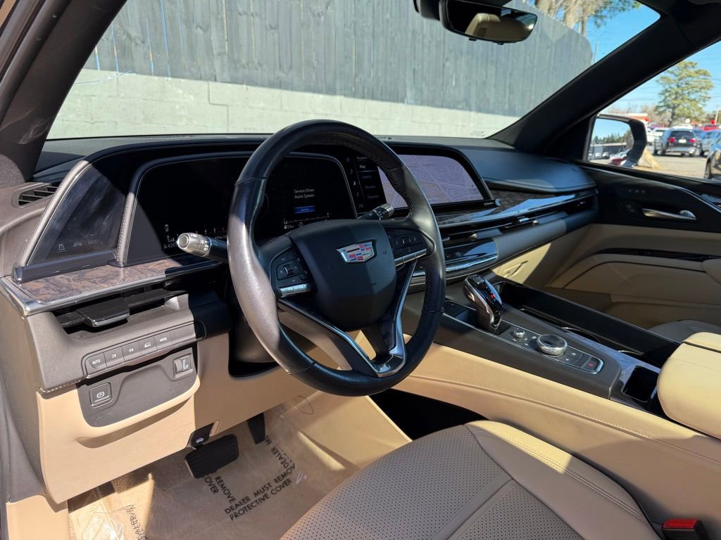 Used 2021 Cadillac Escalade Premium Luxury image 5
