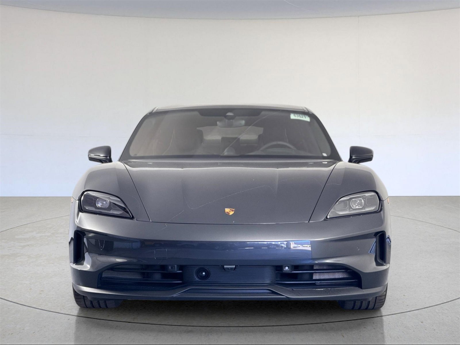 Used 2025 Porsche Taycan image 11