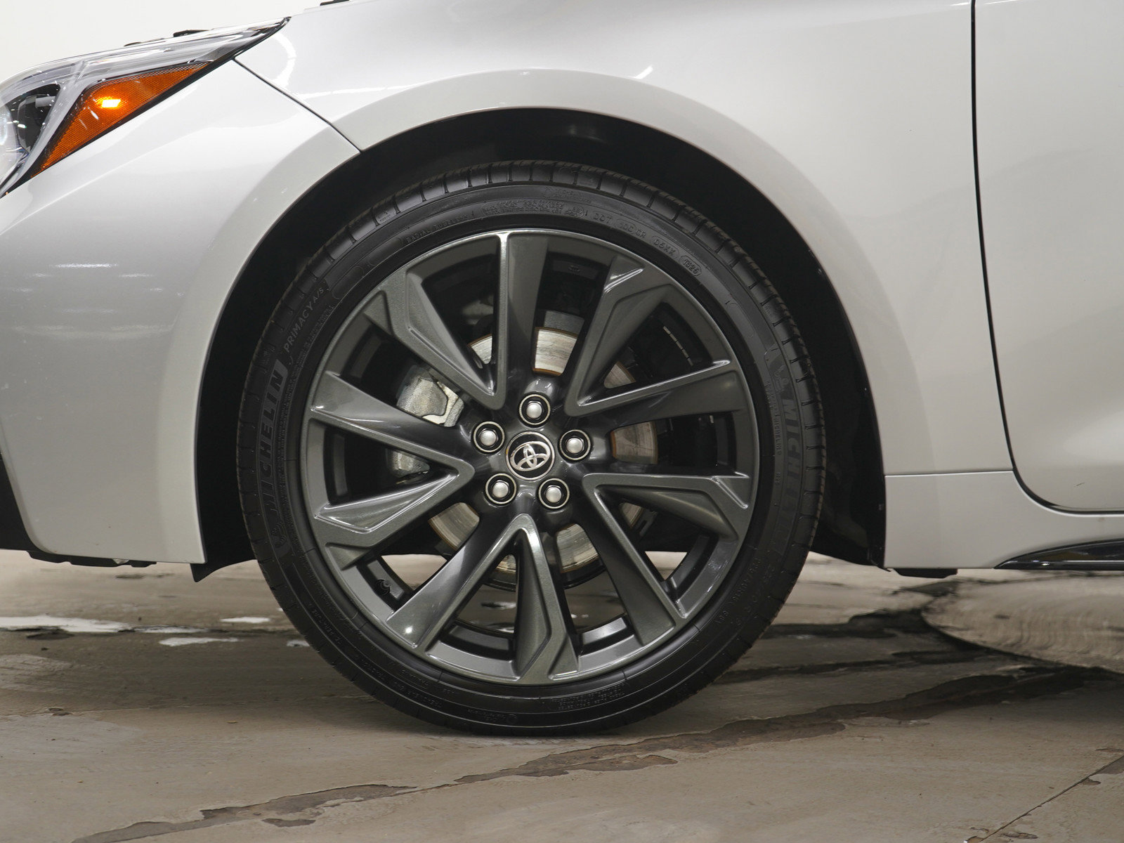 Used 2025 Toyota Corolla XSE image 31