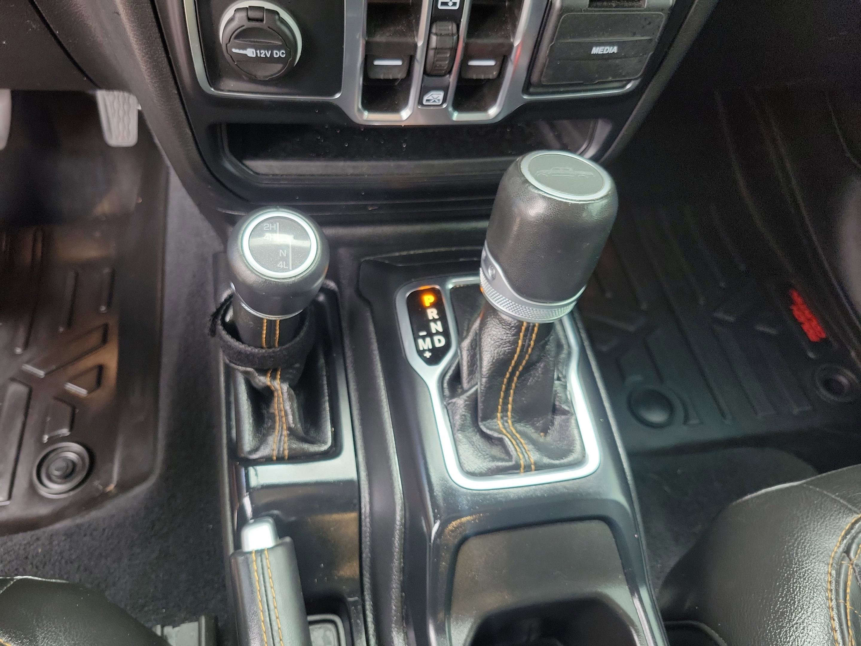 Used 2023 Jeep Gladiator Overland AWD/4WD image 31