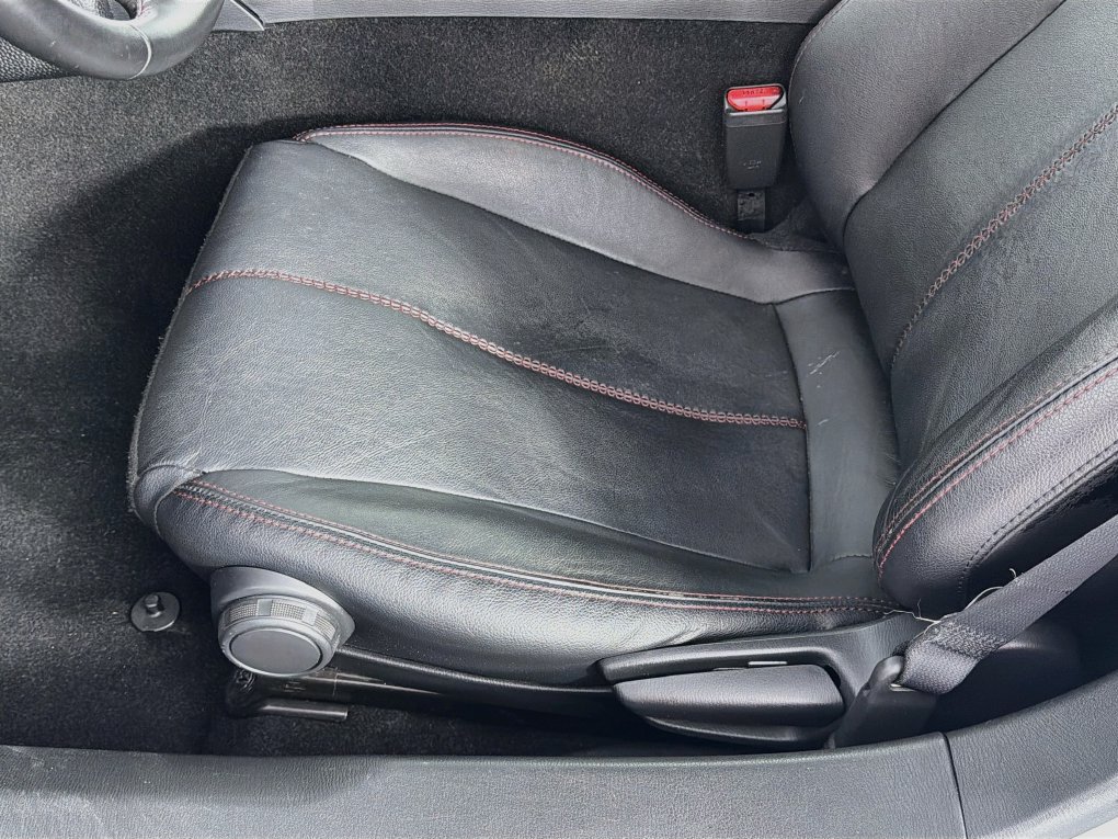 Used 2016 MAZDA MX-5 Miata Grand Touring RWD image 23