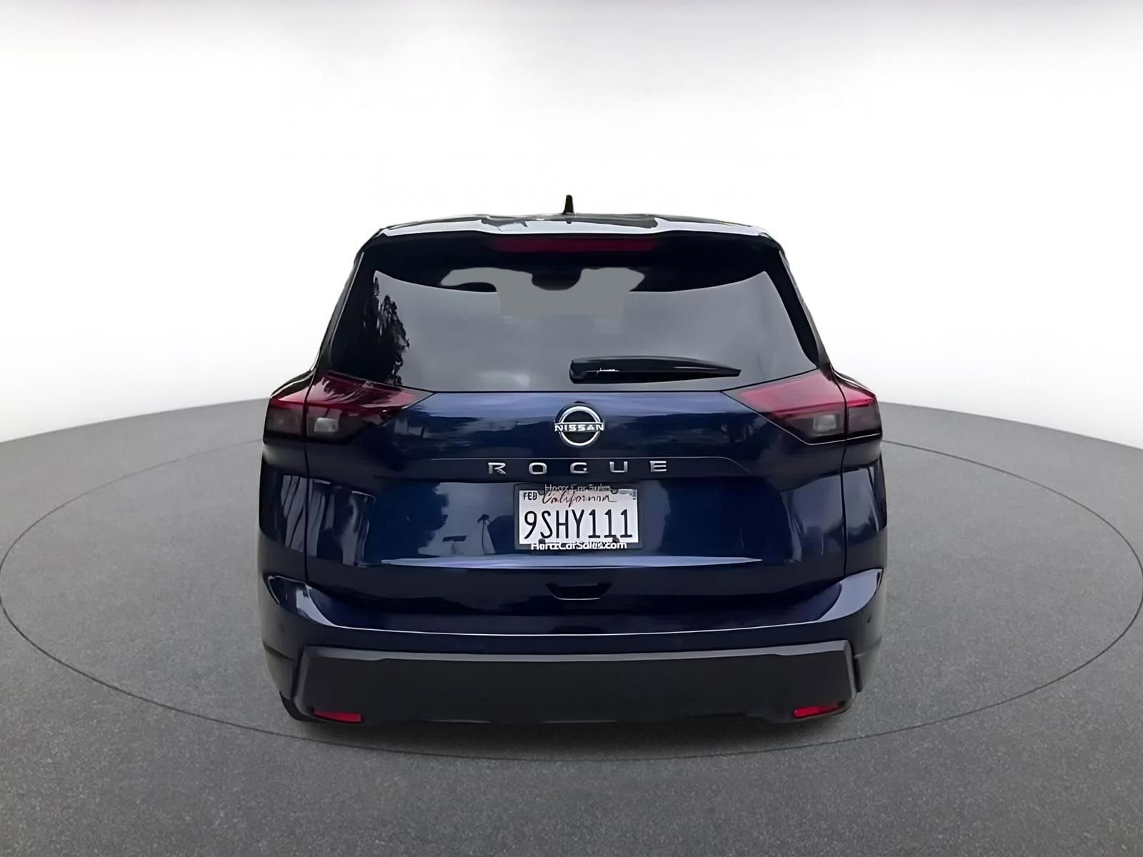 Used 2025 Nissan Rogue SV FWD image 12