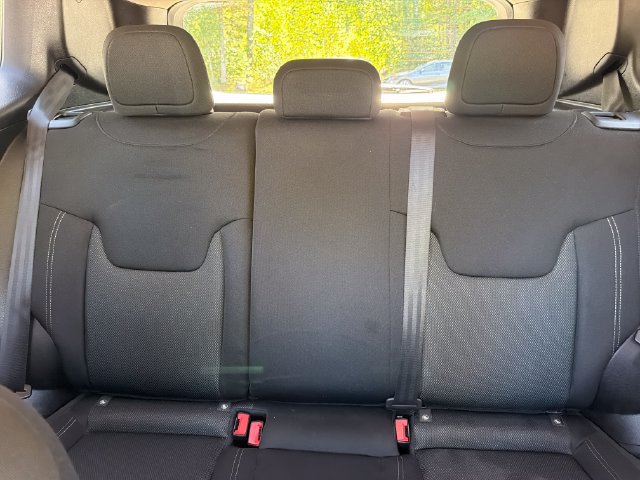 Used 2021 Jeep Renegade Sport AWD/4WD image 21