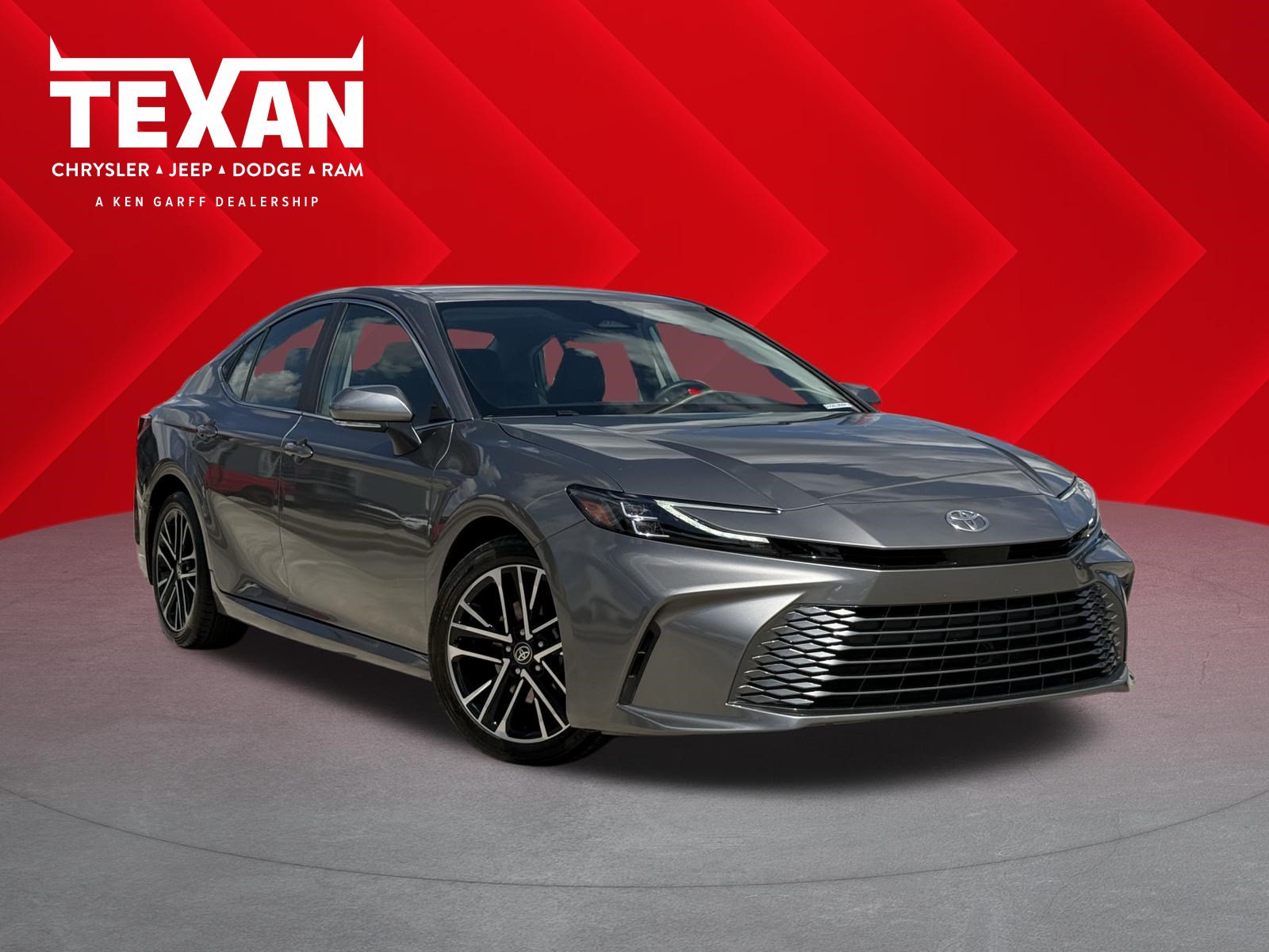 Used 2025 Toyota Camry XLE