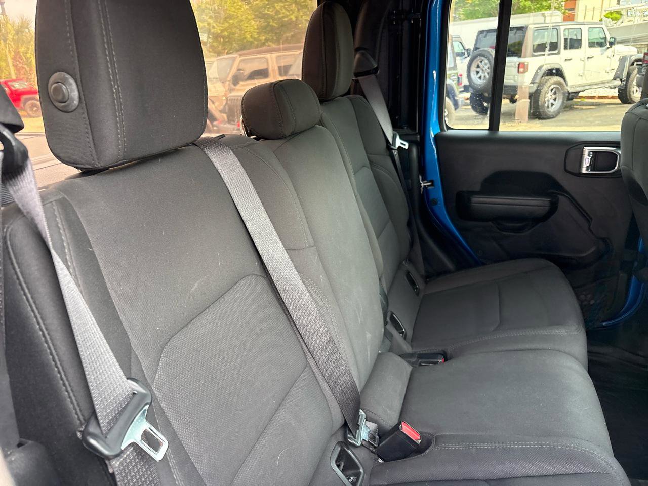 Used 2021 Jeep Gladiator Sport AWD/4WD image 11