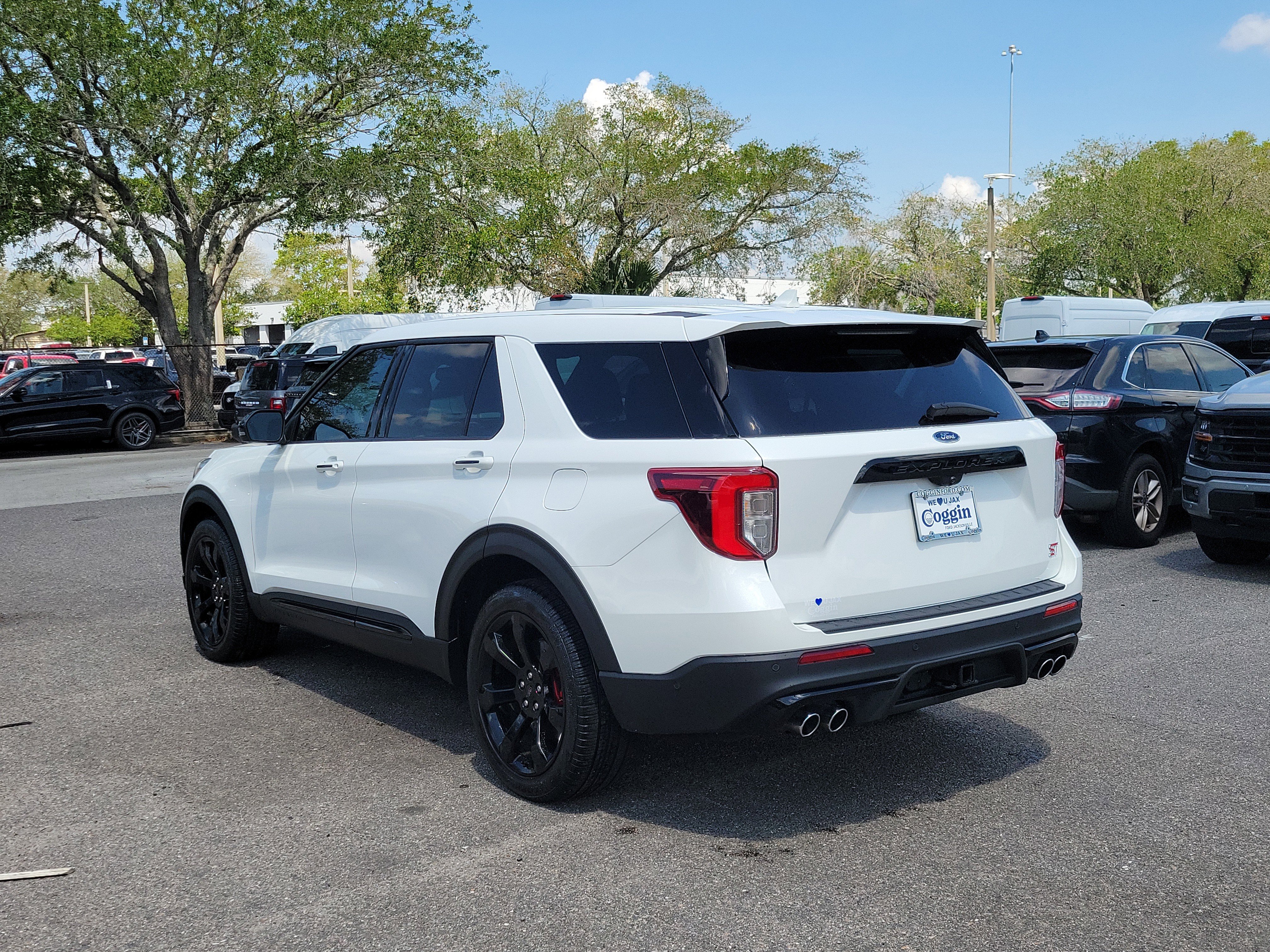 Used 2021 Ford Explorer ST w/ Equipment Group 401A AWD/4WD image 4