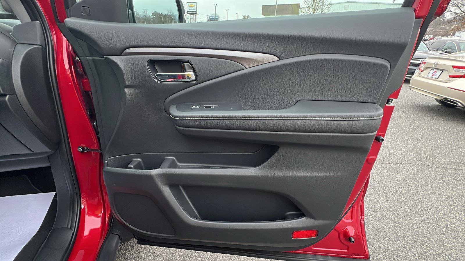 New 2026 Honda Ridgeline RTL image 12