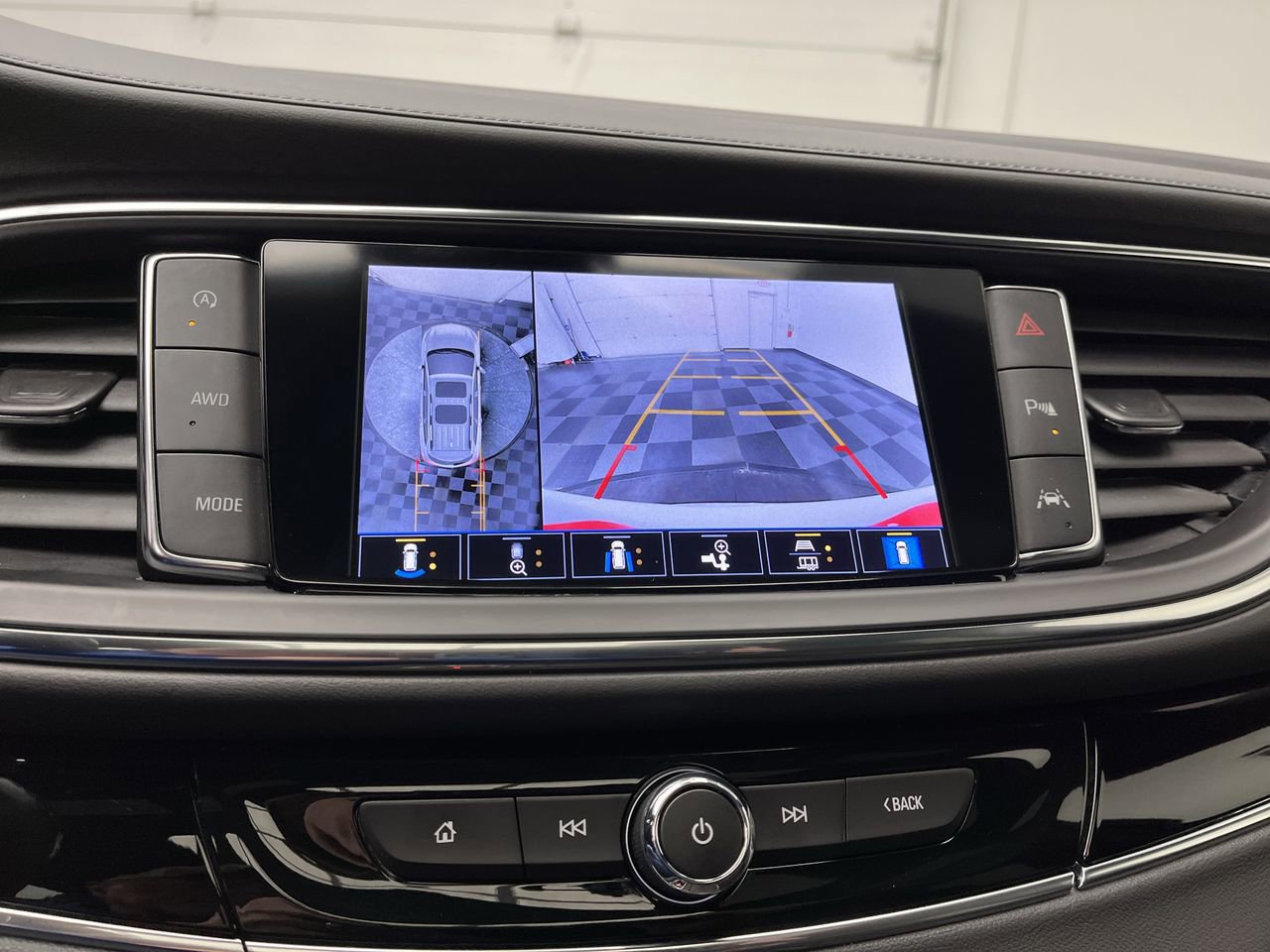 Certified 2024 Buick Enclave Avenir w/ Trailering Package, 5000 lbs. AWD/4WD image 6