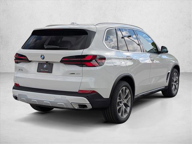 New 2026 BMW X5 xDrive40i w/ Climate Comfort Package AWD/4WD image 2