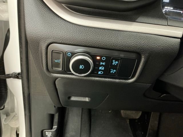 Used 2023 Ford Explorer XLT w/ Equipment Group 202A image 19