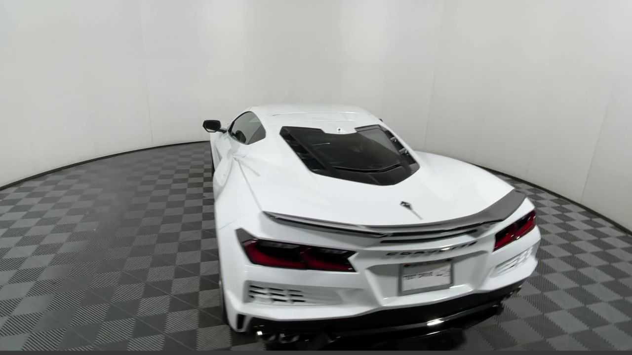 New 2025 Chevrolet Corvette E-Ray w/ ZER Performance Package AWD/4WD image 14