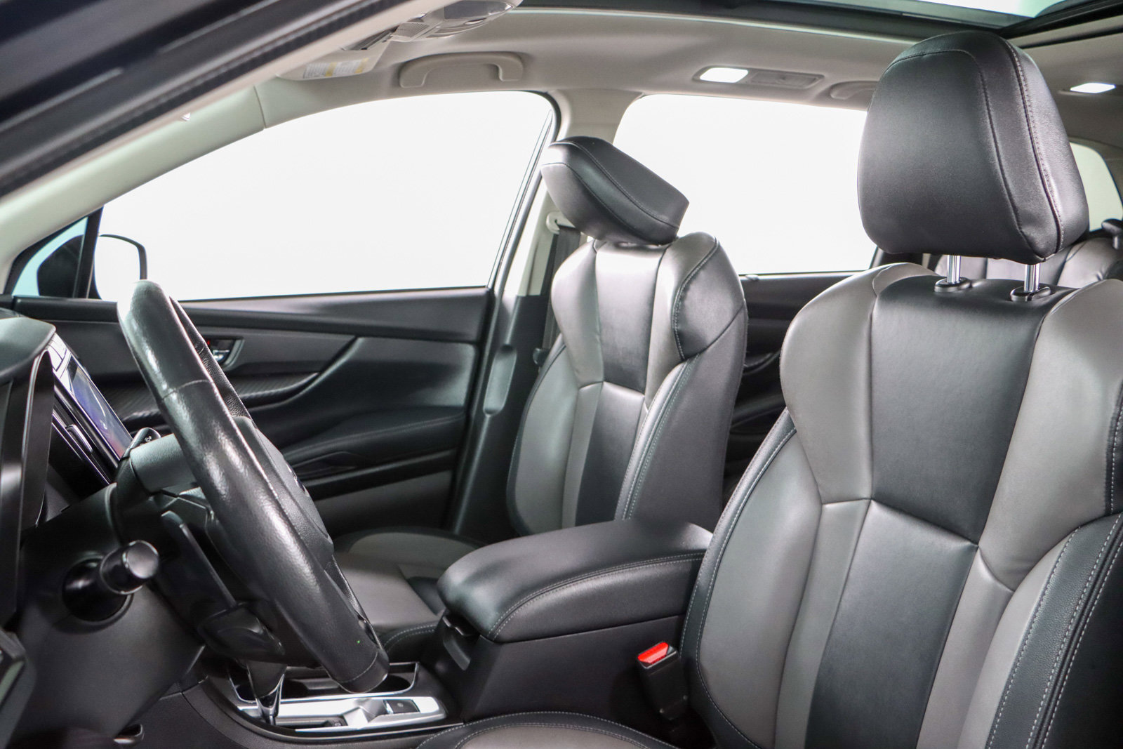 Used 2022 Subaru Ascent Onyx Edition image 24