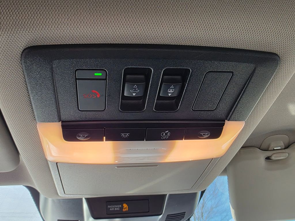 Used 2023 Nissan Rogue SV w/ SV Premium Package image 27