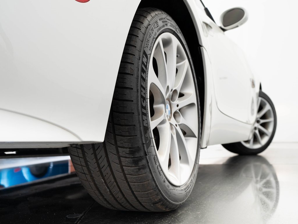 Used 2008 BMW Z4 3.0i image 50