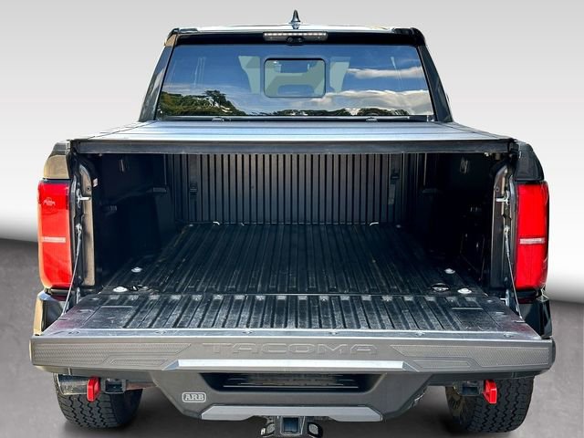 Used 2025 Toyota Tacoma TRD Pro AWD/4WD image 32