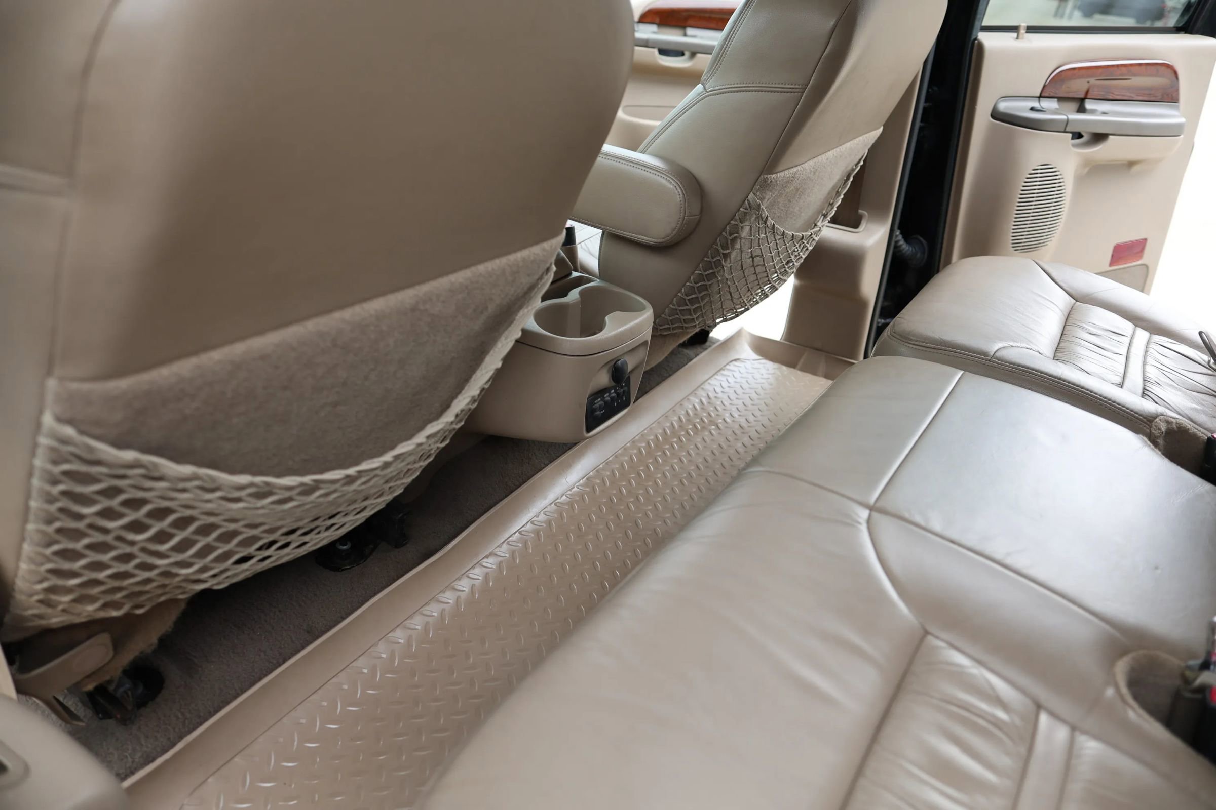 Used 2000 Ford Excursion Limited image 22