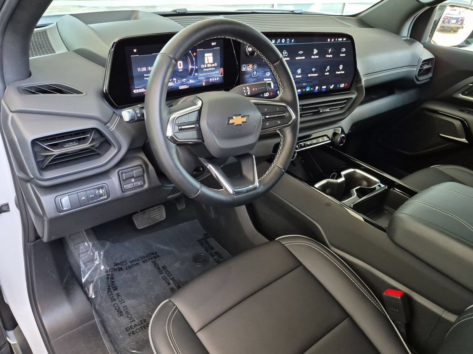 Used 2026 Chevrolet Silverado EV LT AWD/4WD image 12
