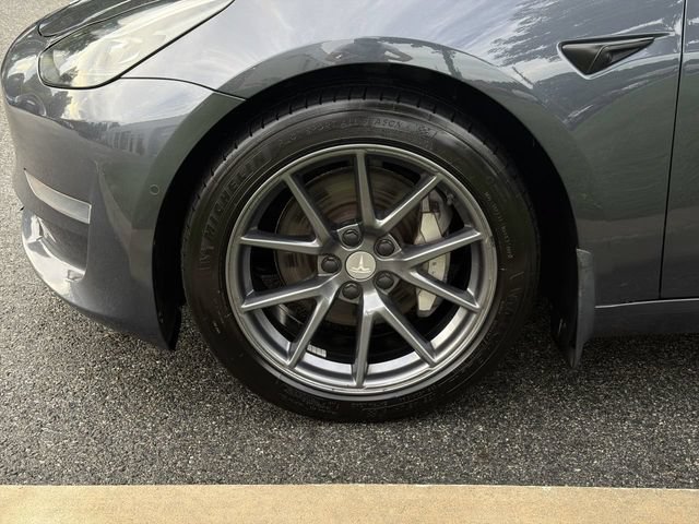 Used 2022 Tesla Model 3 Long Range AWD/4WD image 10