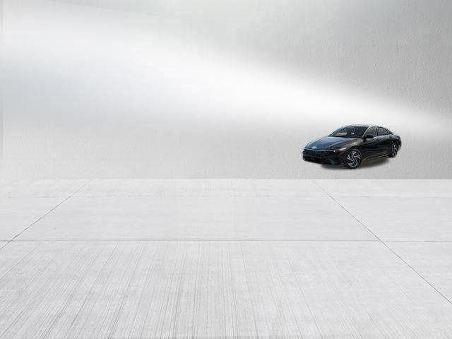 New 2026 Hyundai Elantra SEL Sport Premium FWD image 11
