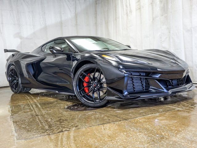 New 2026 Chevrolet Corvette Z06 RWD video 2