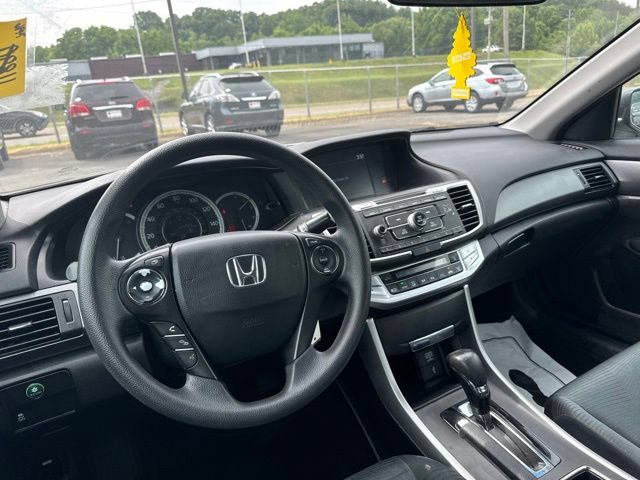 Used 2014 Honda Accord LX image 12