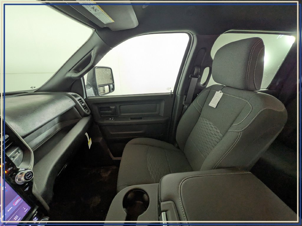 New 2026 RAM 2500 Tradesman AWD/4WD image 23