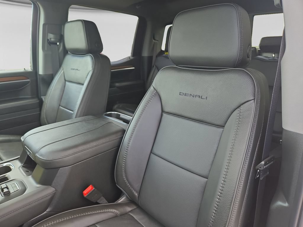 New 2026 GMC Sierra 1500 Denali w/ Technology Package AWD/4WD image 18