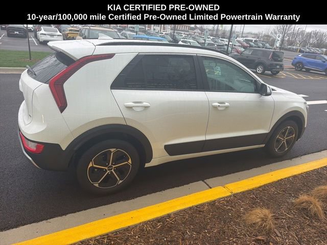 Certified 2025 Kia Niro EX image 13