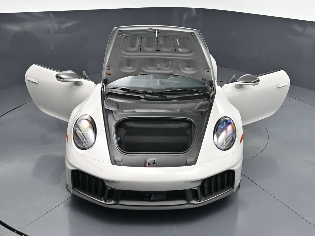Certified 2026 Porsche 911 Targa 4 GTS AWD/4WD image 29