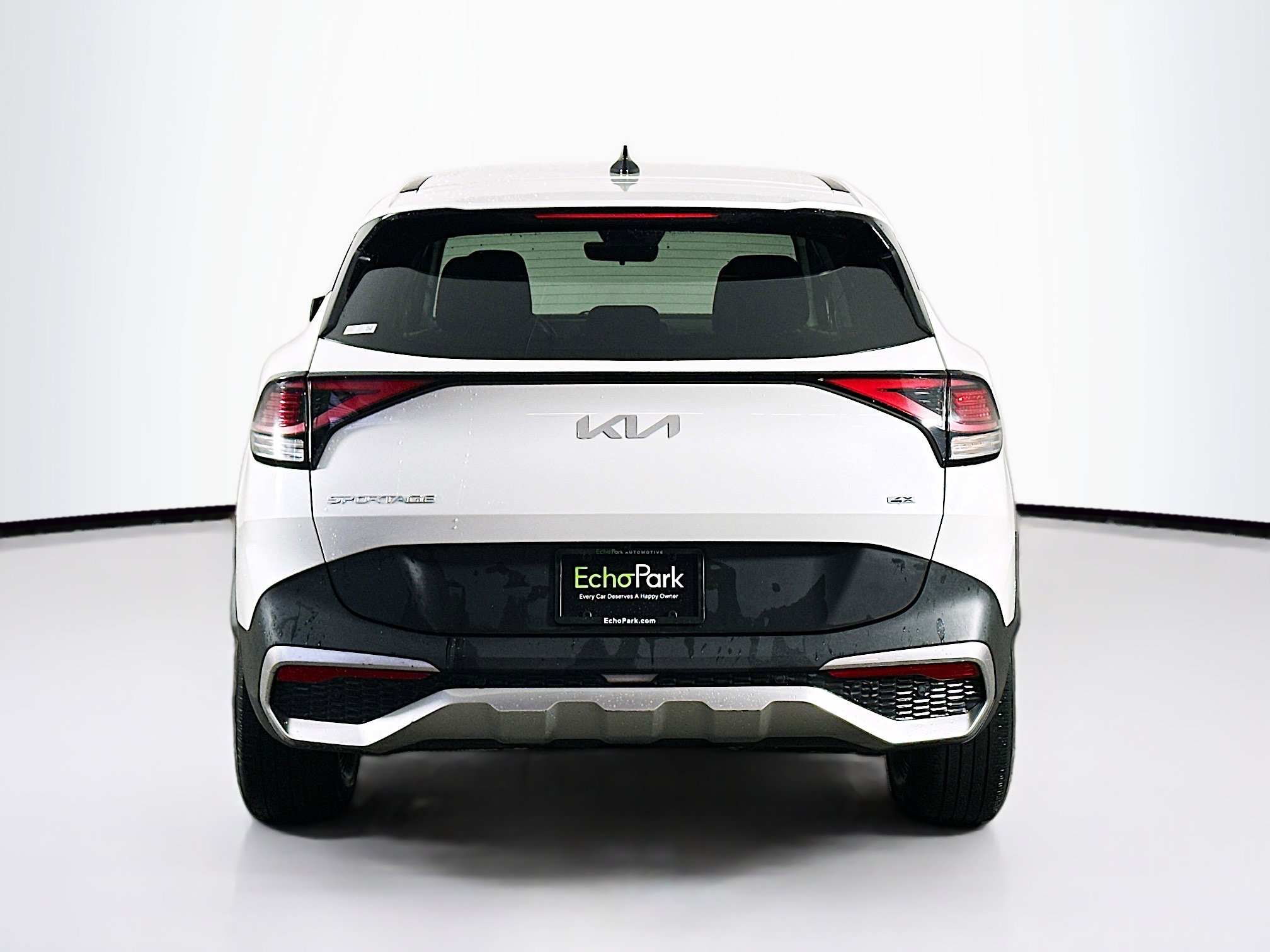 Used 2024 Kia Sportage LX image 7