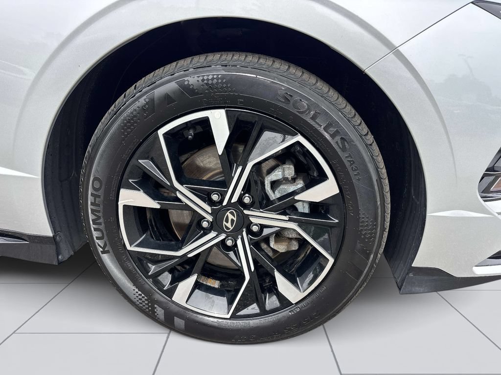 Used 2025 Hyundai Sonata SEL FWD image 32