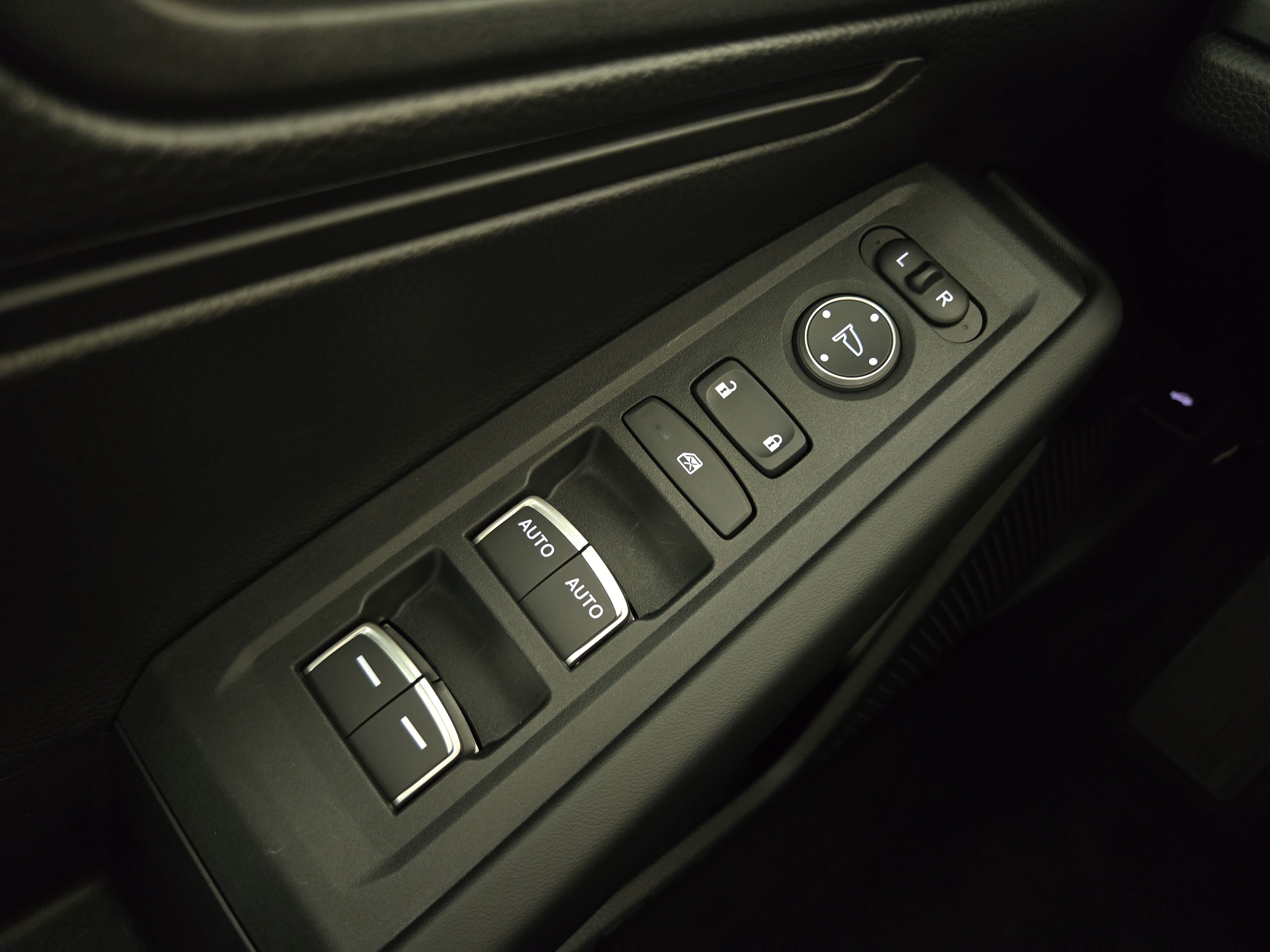 Used 2025 Honda Accord LX image 24