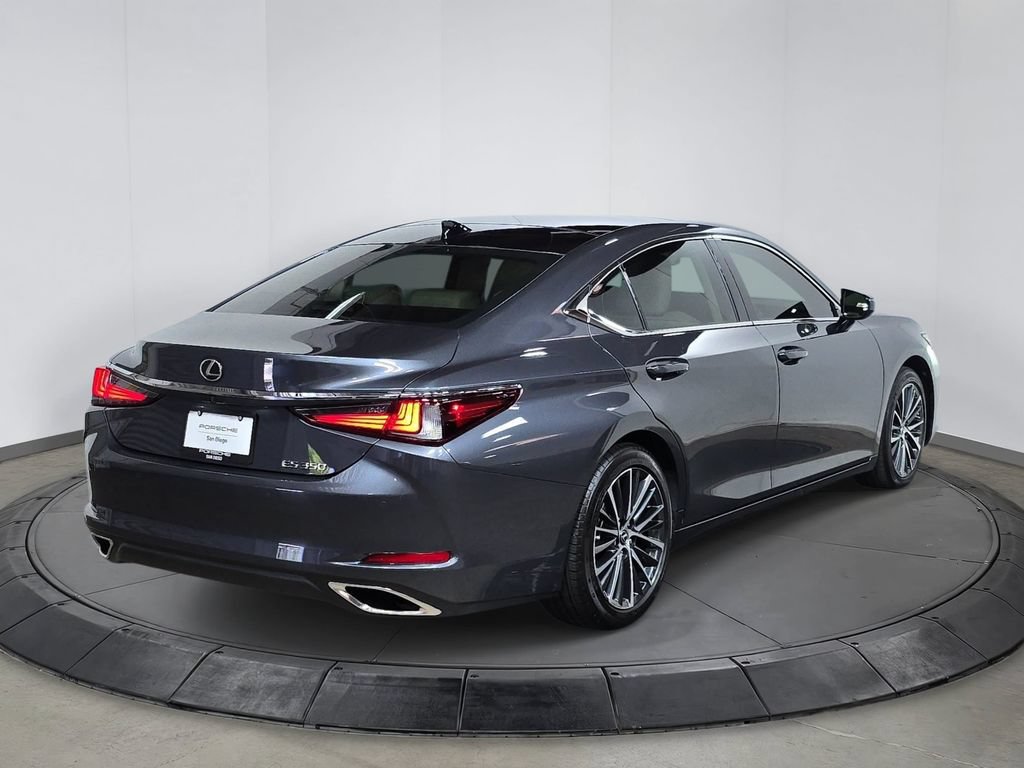 Used 2025 Lexus ES 350 w/ Premium Package FWD image 7